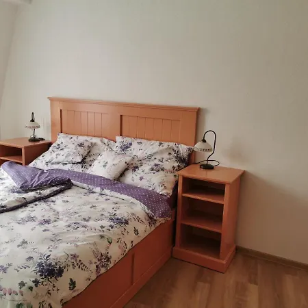 Luxusni Apartmany Sobeslav Екстер'єр фото